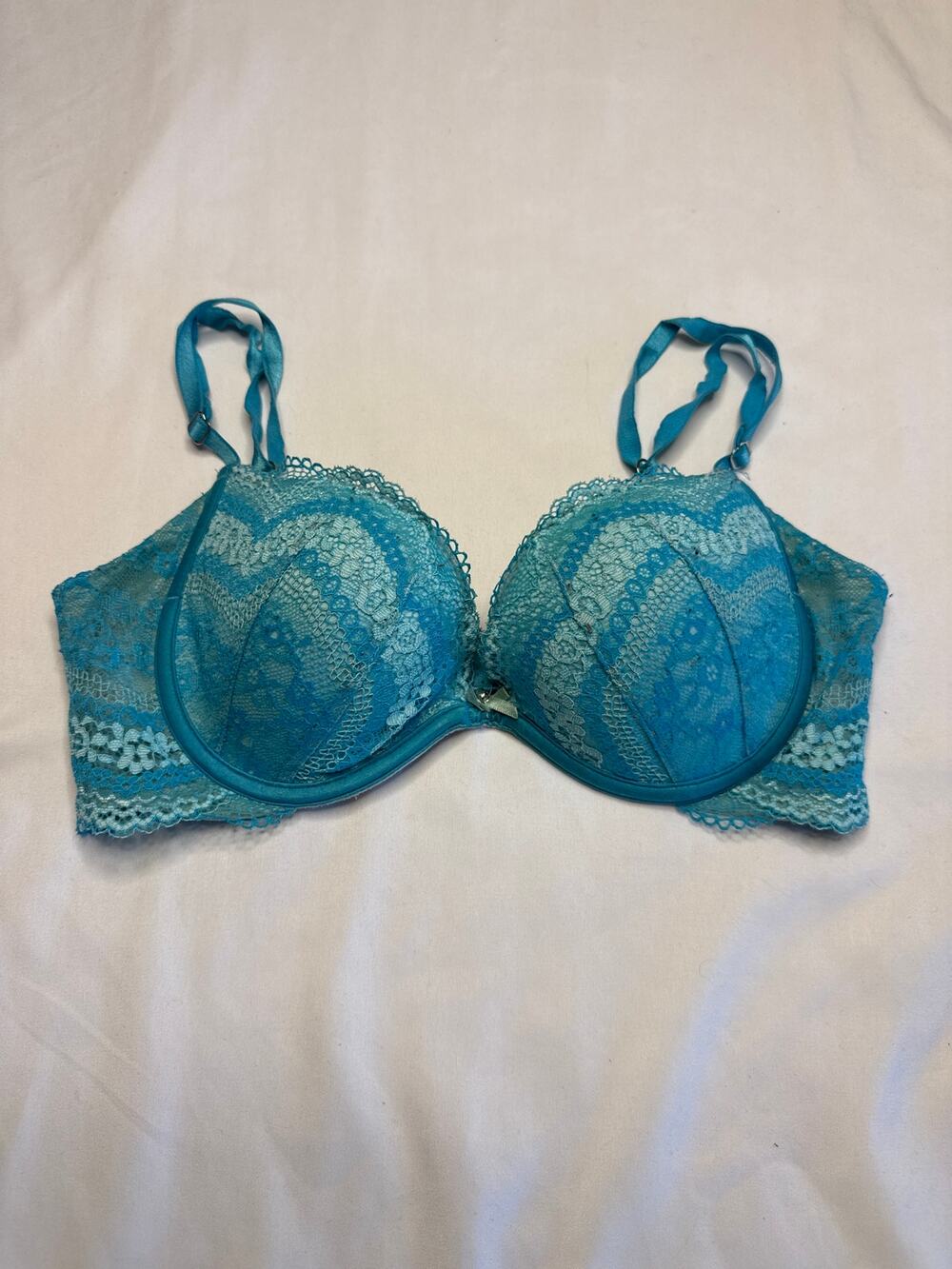 Victoria's Secret Plunge Push-Up Bra Blue Lacey 34B